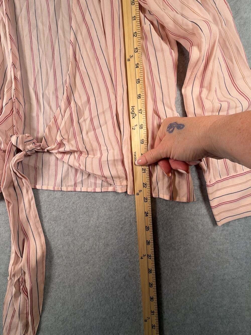 Ann Taylor Silk Blend Striped Tie-Front Blouse Size 14 - Picture 6 of 9